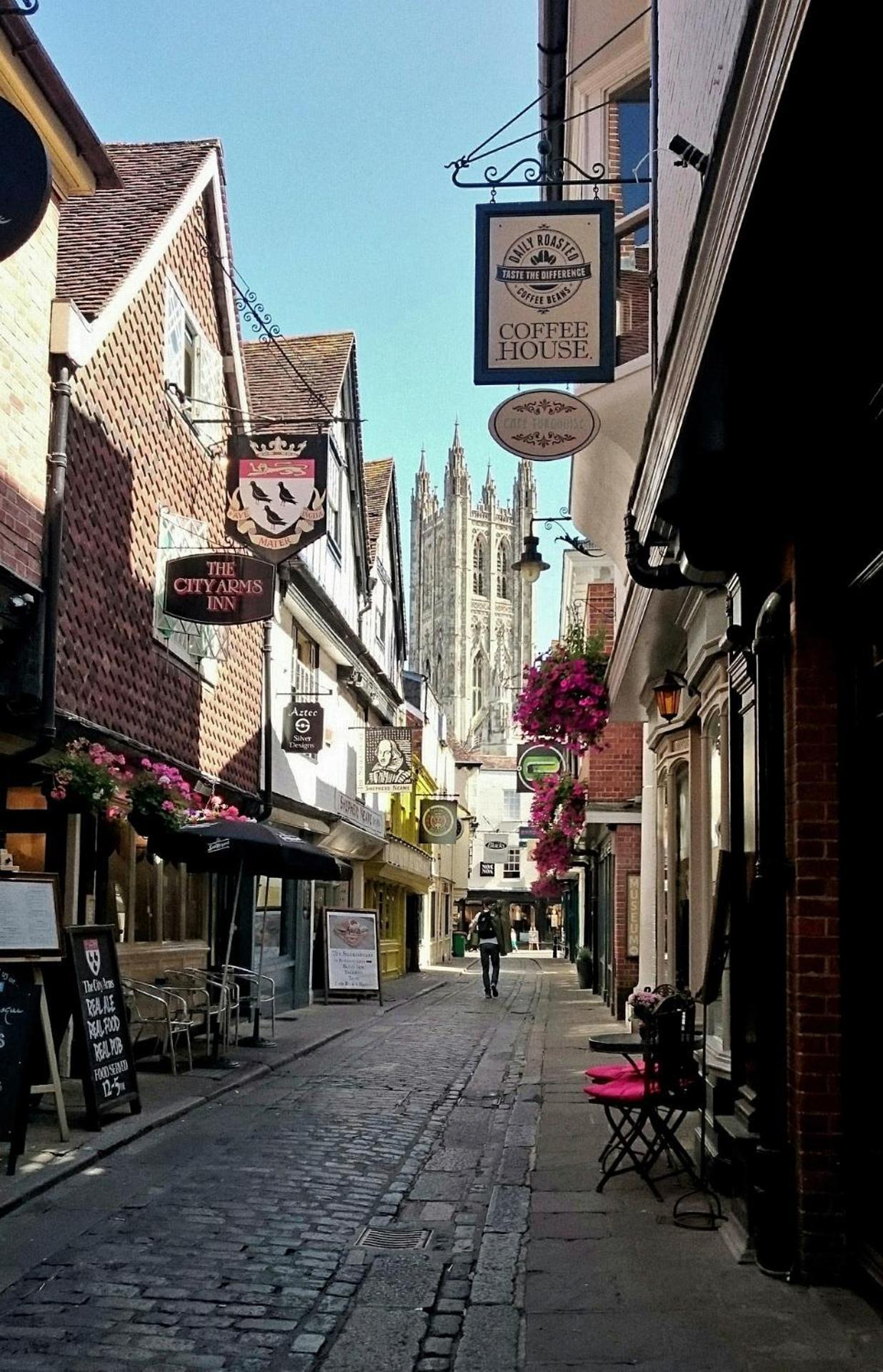 Luxury 2 Bedroom City Centre Apartment - Secure Parking - Amazing Location! Canterbury Eksteriør billede
